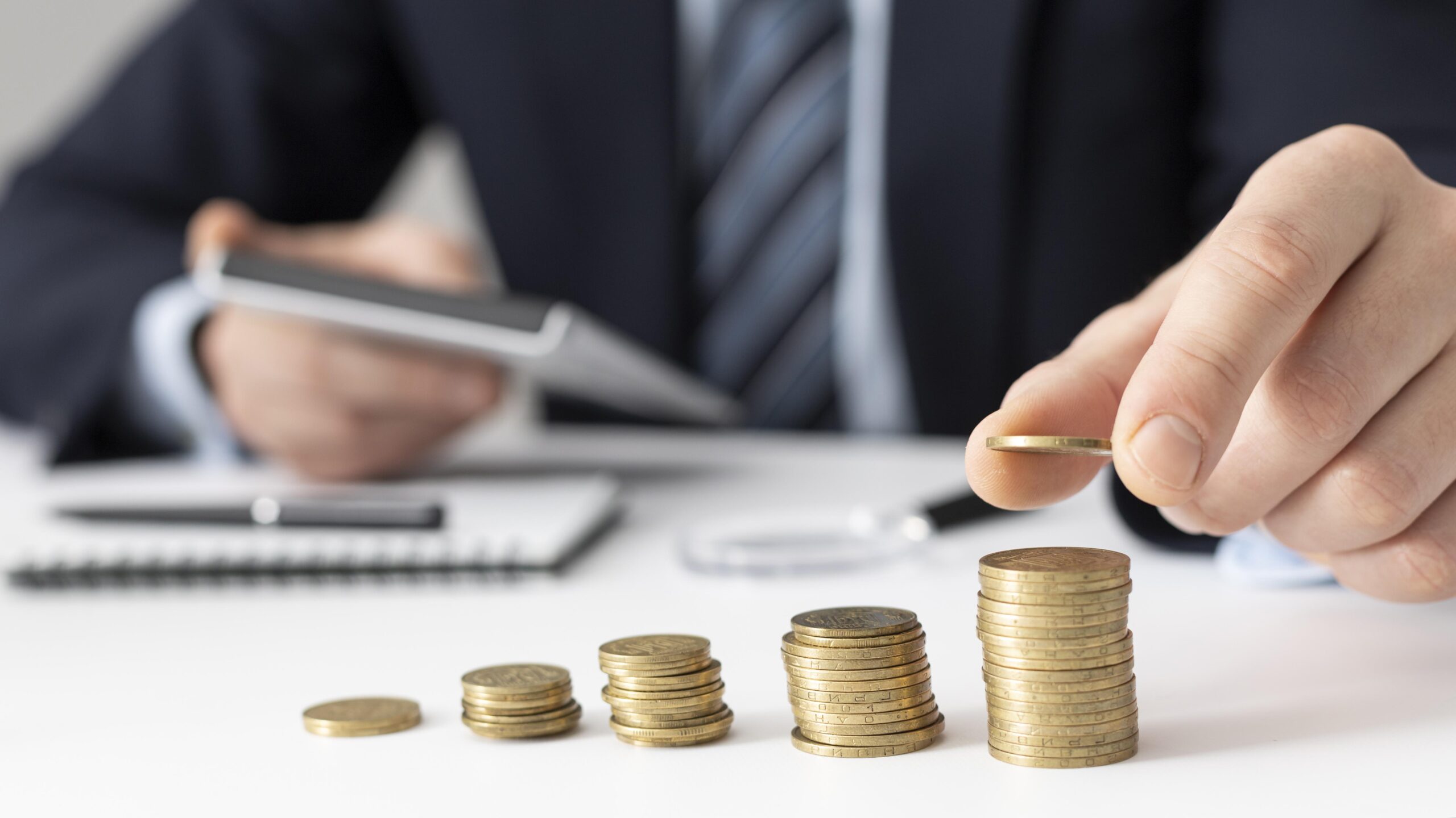 Gợi ý cách tiết kiệm chi phí lắp đặt thang máy gia đình