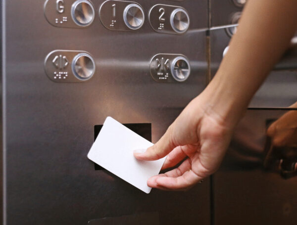 Sự phát triển của thang máy thông minh tại Việt Nam